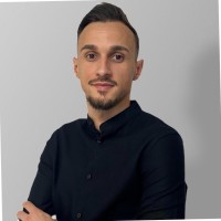 Dental21 Employee Lindon Aliti's profile photo