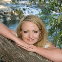 Ivy Ryan Email & Phone Number