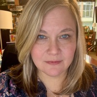 Evanston Township High School (ETHS) Employee Amy Verbrick's profile photo