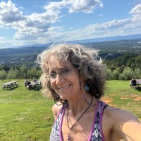 Robyn Jacobs Email