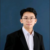Cao Nhật Email
