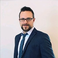 Dominik Kainath Email