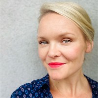 Dominika Golla Email
