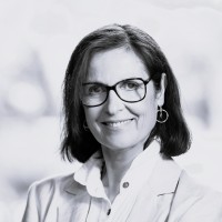 Ella Lopresti Email