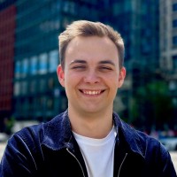 Maksym Strukov Email