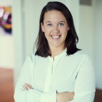 E-mail e número de telefone de Friederike Dietrich
