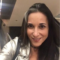 Zillow Employee Stacy Bloom's profile photo