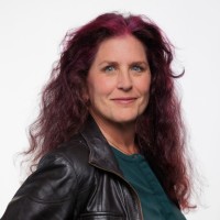 Liana Holmberg Email & Phone Number