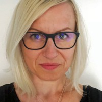 Marie Kubešová Email