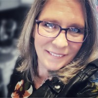 MedLink LLC Employee Dana Teubner's profile photo