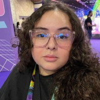 Paôla Prado Email & Phone Number