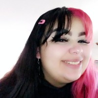 Hot Topic Employee Enghiemar Martinez's profile photo