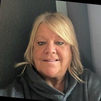 hibu Employee Wanda Edwards's profile photo