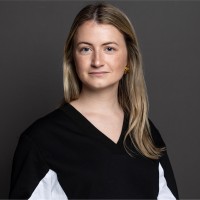 Julia Powers's profile photo