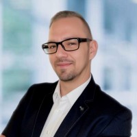 Benjamin Hartmann Email