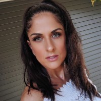 Angela Toth Email
