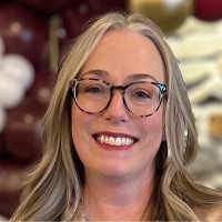 KnowledgeWorkx Employee Shelley Reinhart's profile photo