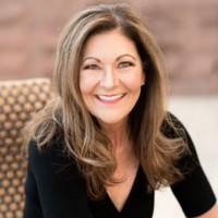 Kim Knapp Email & Phone Number