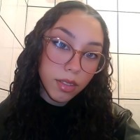GDB Employee Karoline Barros's profile photo