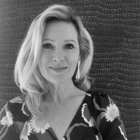 Julie Noonan Email & Phone Number