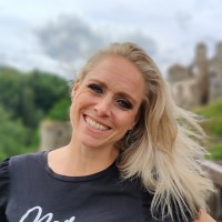 Marije van Spijk Email