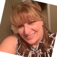 Trulite Glass & Aluminum Solutions Employee Kimberly E.'s profile photo