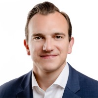 Revolve Wealth Partners Employee Vince Velicov's profile photo