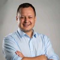 Schmoll Maschinen GmbH Employee Simon Khesin's profile photo