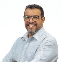 Hélio Ferreira Email & Phone Number