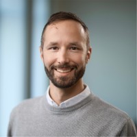 Moritz Greving Email