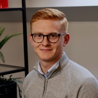 Fergus Bowen Email