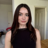 THE OUTNET.COM Employee Julia Cohen's profile photo