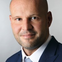 Dr. Christian Lindemann Email