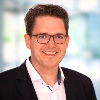 Ulrich Neuhaus Email
