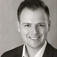 Jonas Hüttlinger Email