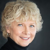 Music Makes the Moment, Ltd. Employee Lynn O'Connell's profile photo
