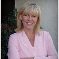 Emily Sumner Email & Phone Number