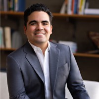 Five Star Bank - California Employee Renzo Lujan's profile photo