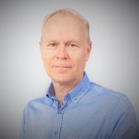 Jari Mäkelä Email