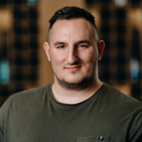 Mate Csato Email