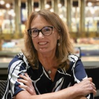 Kelly Wolfe Email & Phone Number