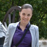 Anett Balla Email