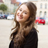 Lena Büttner Email