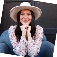 Callie Ryan Email & Phone Number