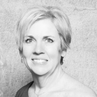 Kelli Howard Email & Phone Number
