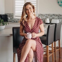 Binary Option Inc Employee Elizabeth Moore's profile photo