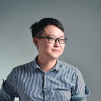 Tri Hoang Email