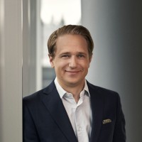 Lars Hautau Email