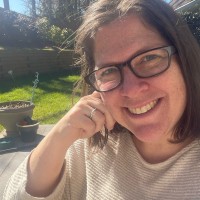 Laurie Efman Email & Phone Number