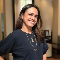 Kelvia Passos Email